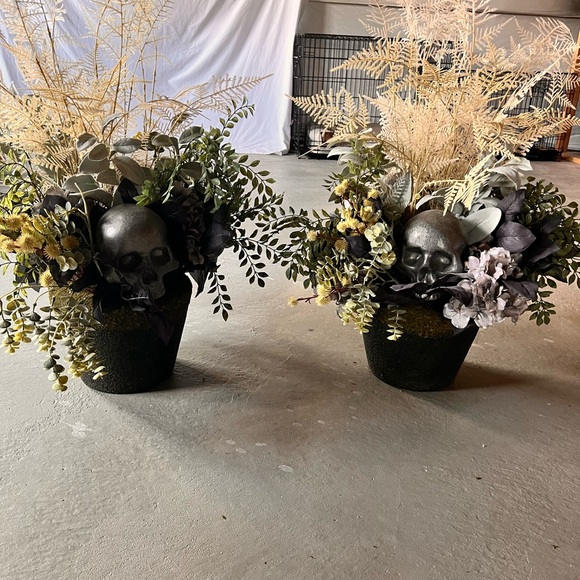 Grandin Road Halloween Urn Fillers